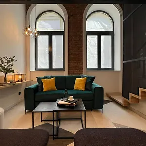 Hotel apartamentowy Fesh Lofts